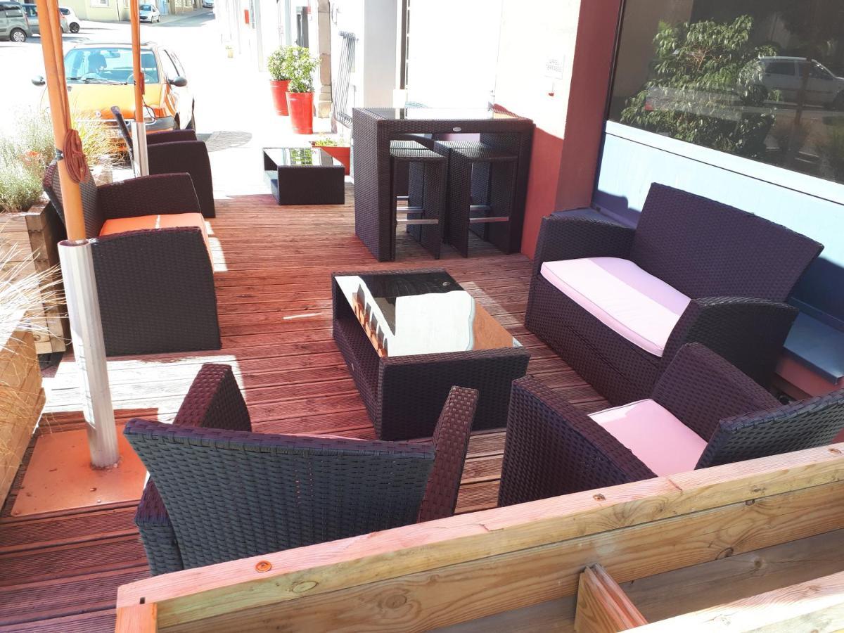 פונט-דה-סאלארס Logis Hotel Restaurant Des Voyageurs מראה חיצוני תמונה