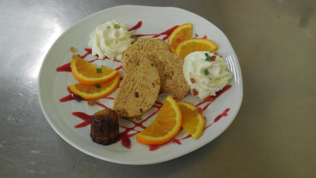 פונט-דה-סאלארס Logis Hotel Restaurant Des Voyageurs מראה חיצוני תמונה