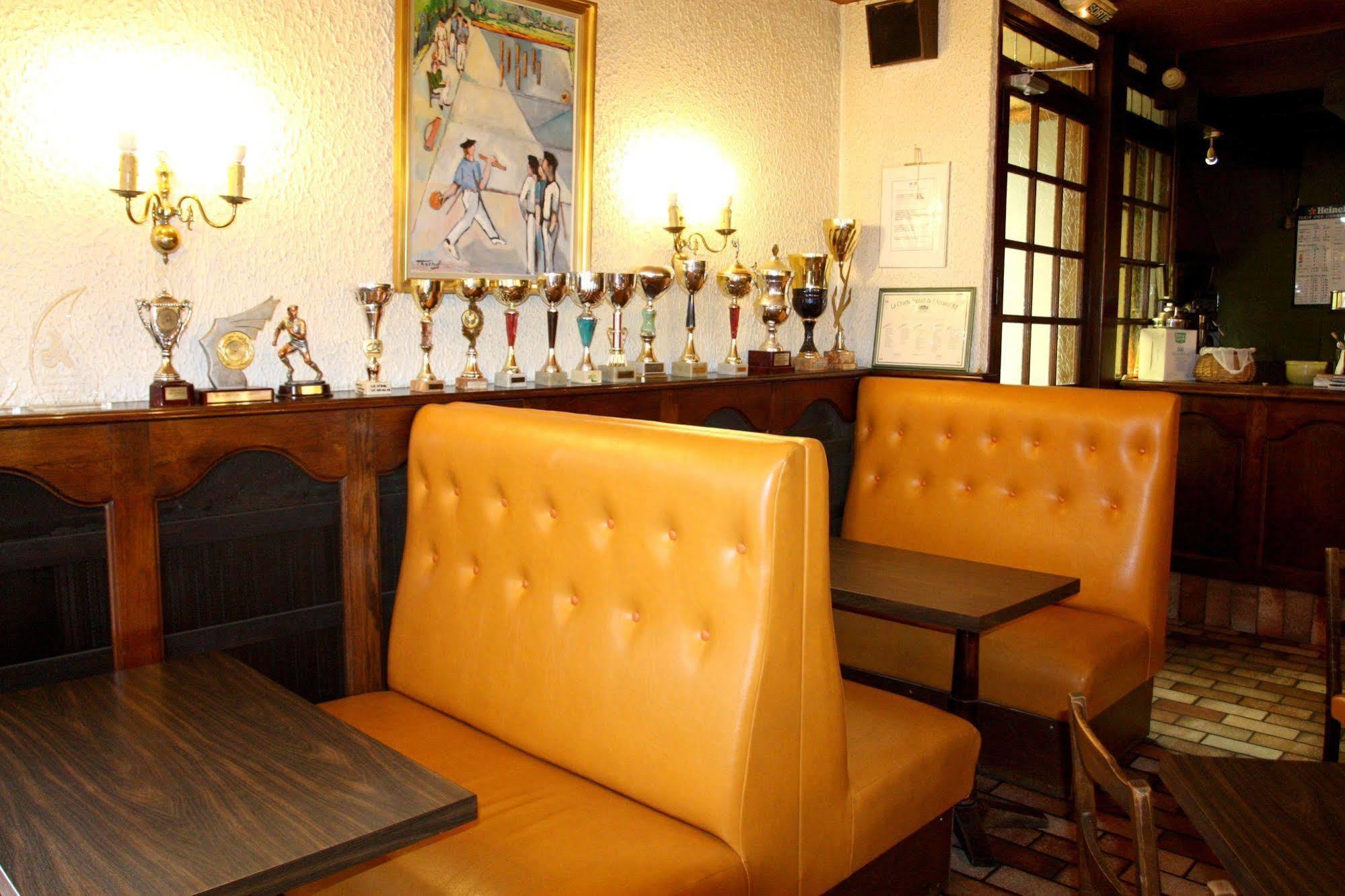 פונט-דה-סאלארס Logis Hotel Restaurant Des Voyageurs מראה חיצוני תמונה