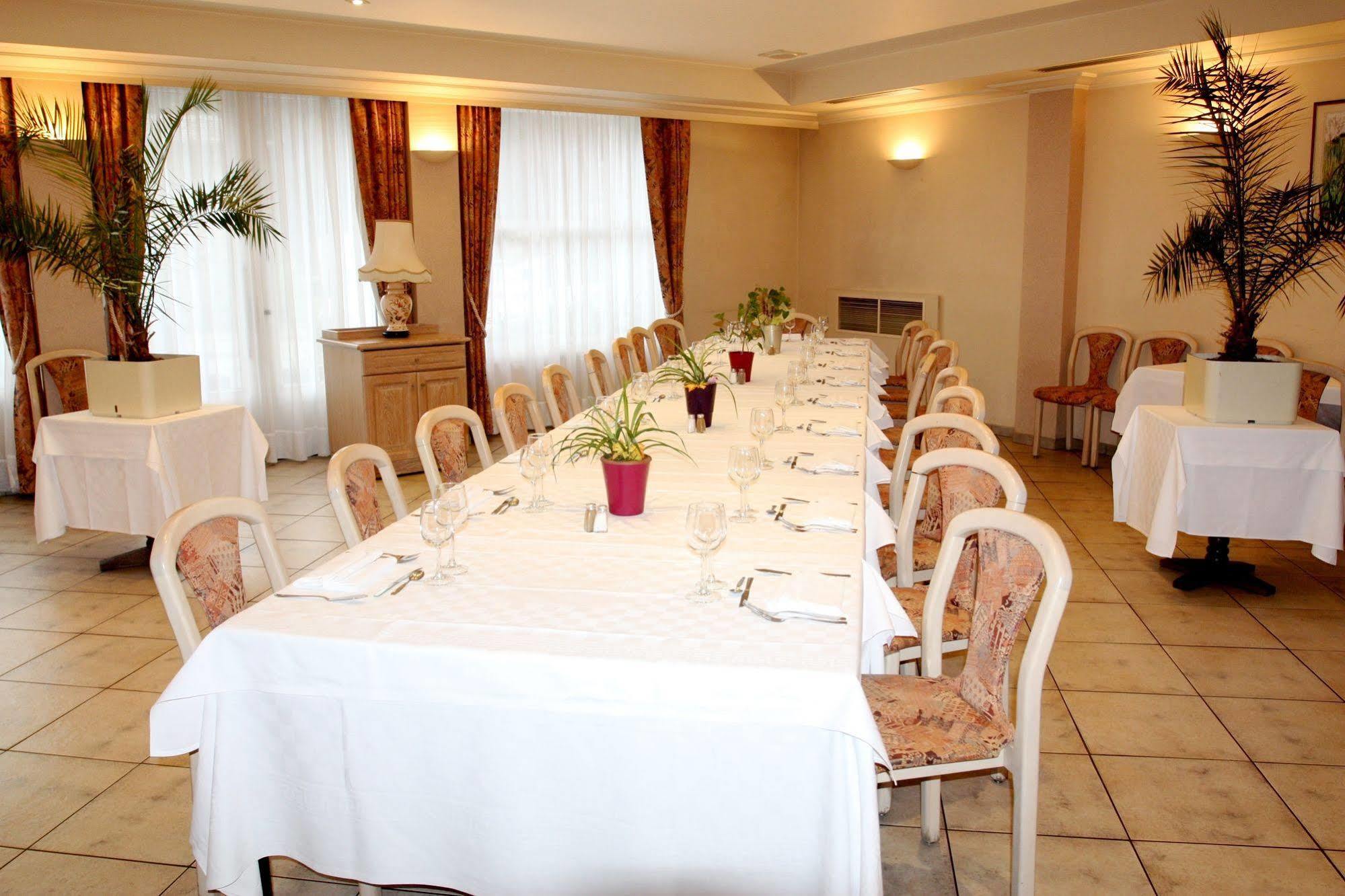 פונט-דה-סאלארס Logis Hotel Restaurant Des Voyageurs מראה חיצוני תמונה
