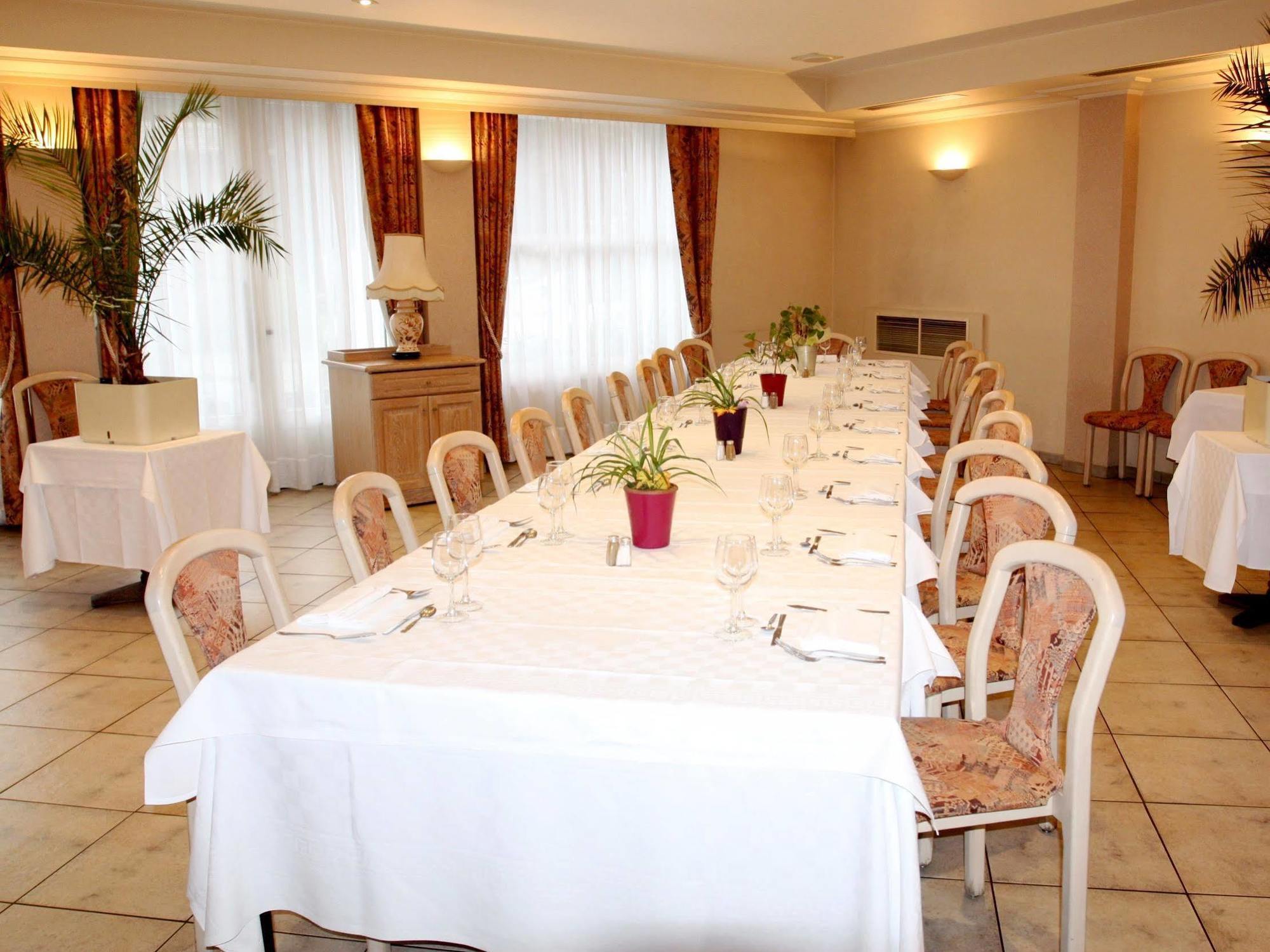 פונט-דה-סאלארס Logis Hotel Restaurant Des Voyageurs מראה חיצוני תמונה